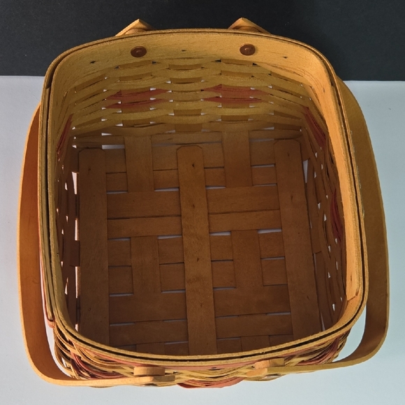 Longaberger 2000 Christmas Collection Handwoven Handled Basket - Picture 4 of 14